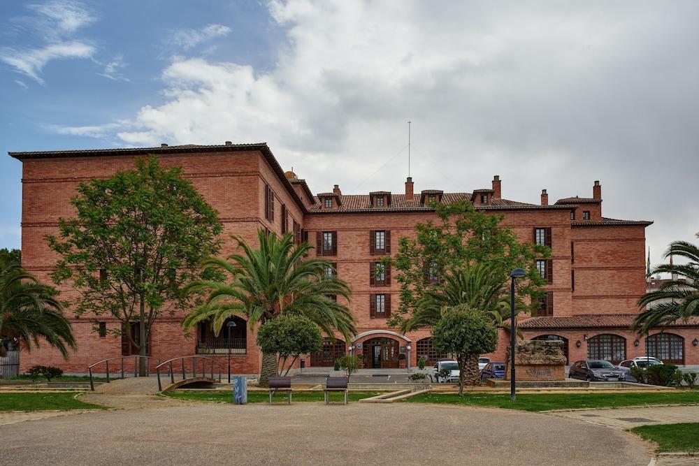 Parador De Calahorra Exterior foto