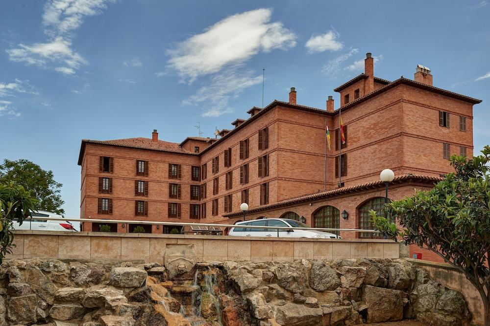 Parador De Calahorra Exterior foto